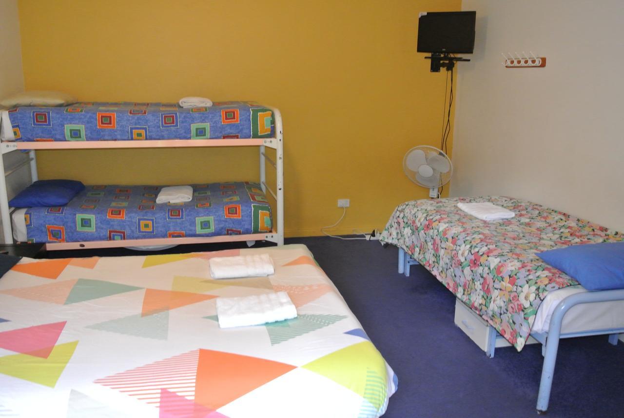 Margaret River Lodge Backpackers Room photo
